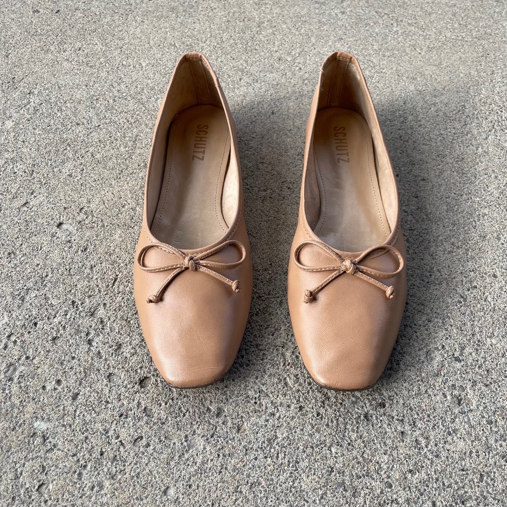 Schutz Premuim Leather Classic Bow Women's Flats (Fits like Women's 9)